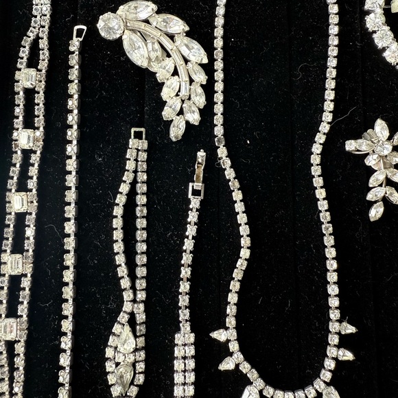 Vintage Jewelry lot - Picture 2 of 5